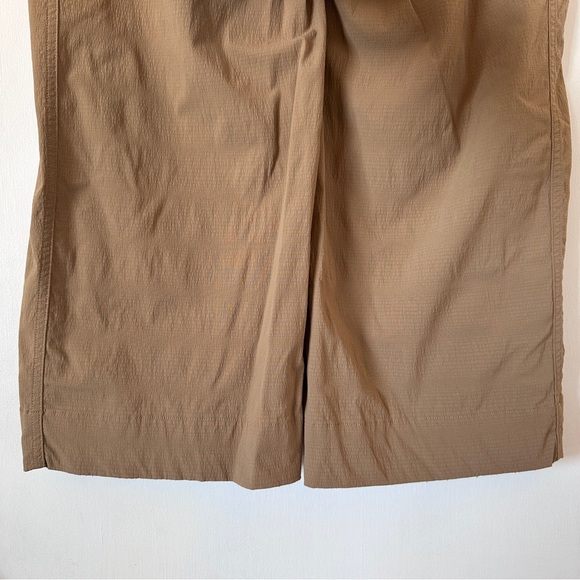 Athleta Trekkie High Rise Parachute Pant, Big Sur Brown, 4 Petite - Picture 9 of 11